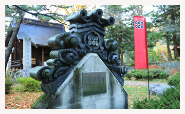 真田神社の鬼瓦です。
